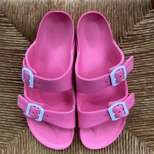 strappy size 4/5 hot pink girls sandals